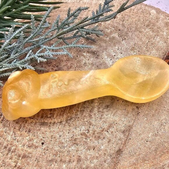 Nature Yellow Quartz Hand Carved Panda 3.2" Spoon. - Picture 6 of 10